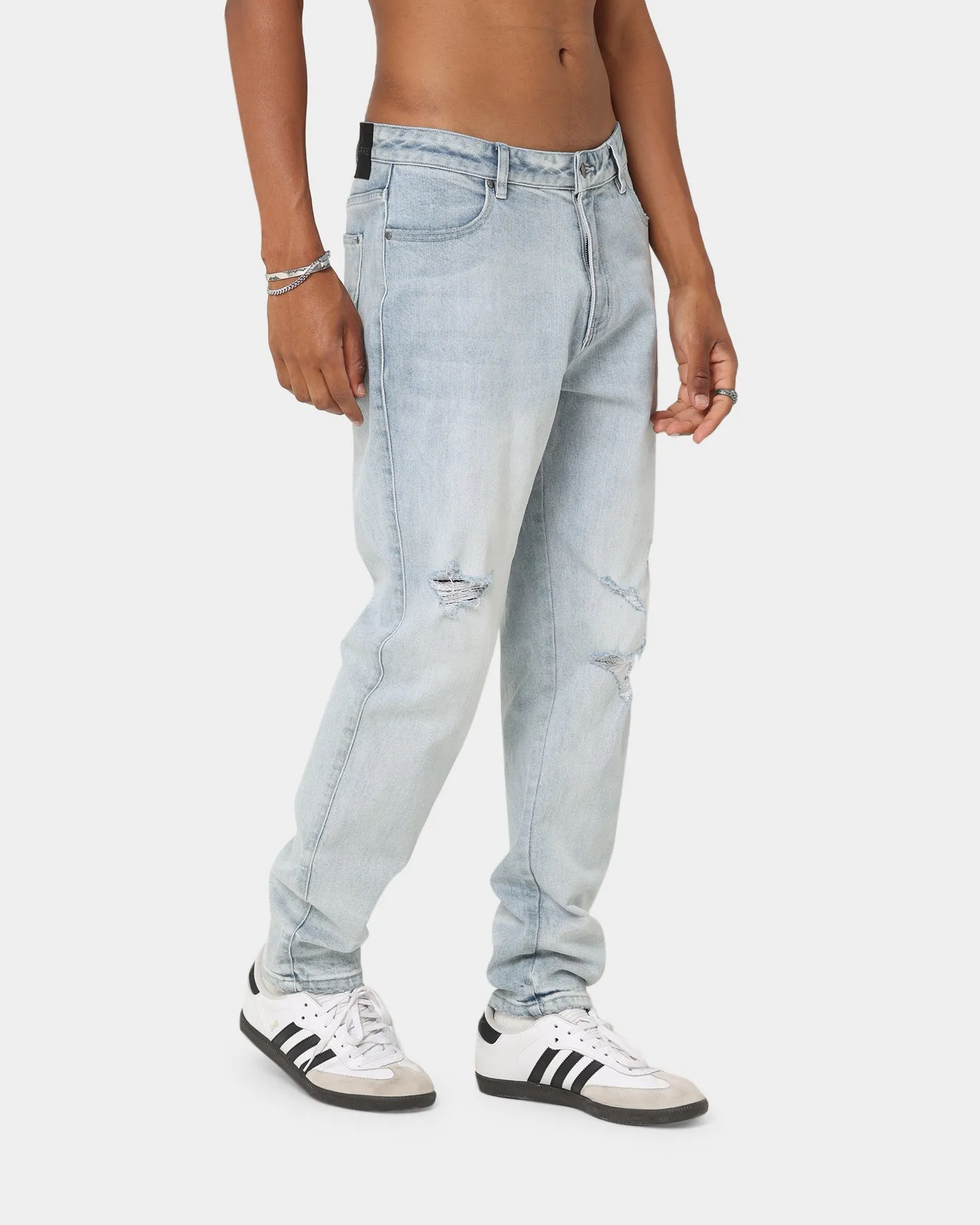 Carré Bouffant Distressed Jeans Light Blue