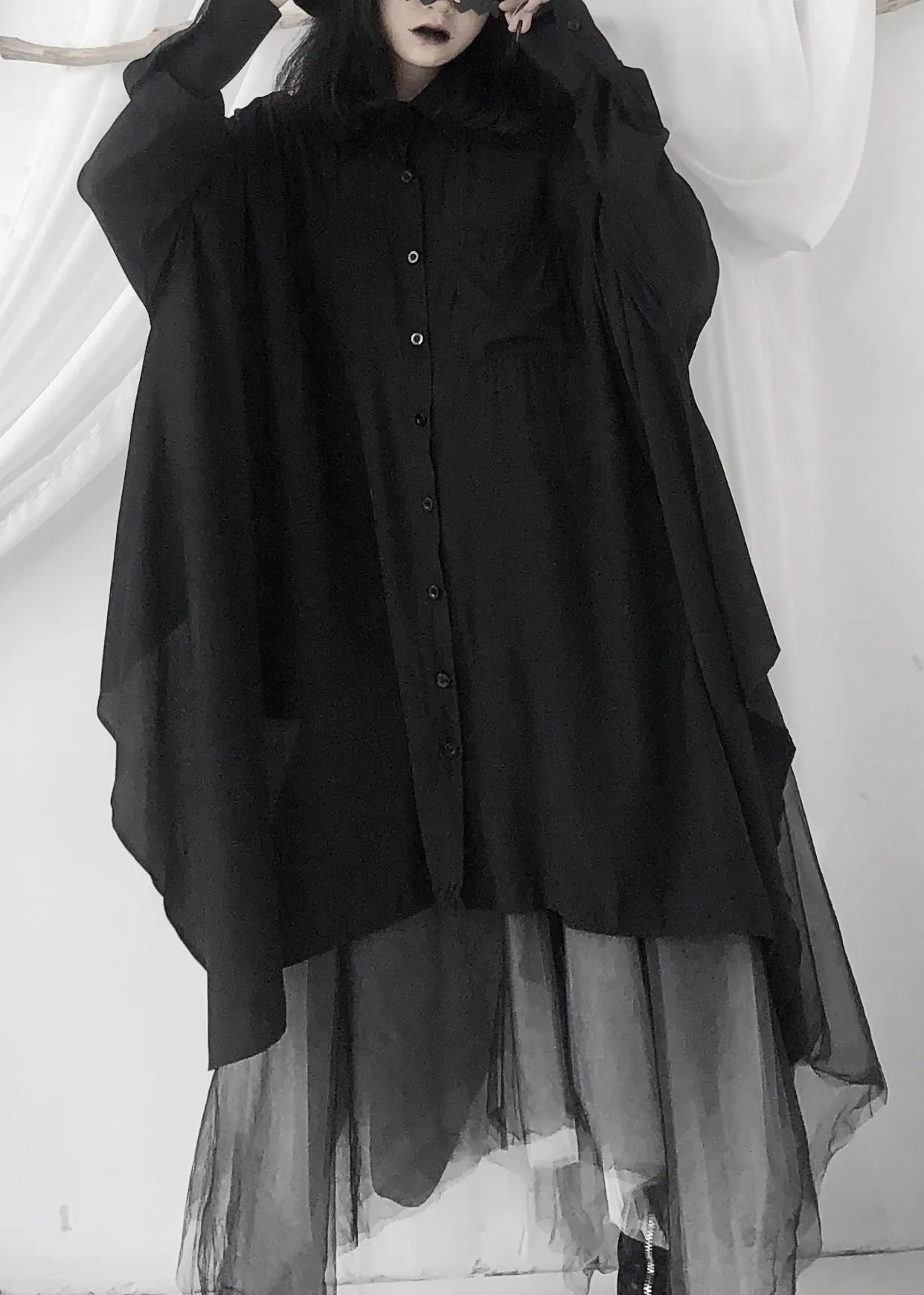 Modern Black Peter Pan Collar Asymmetrical Button Maxi Shirts Long Sleeve LY9301