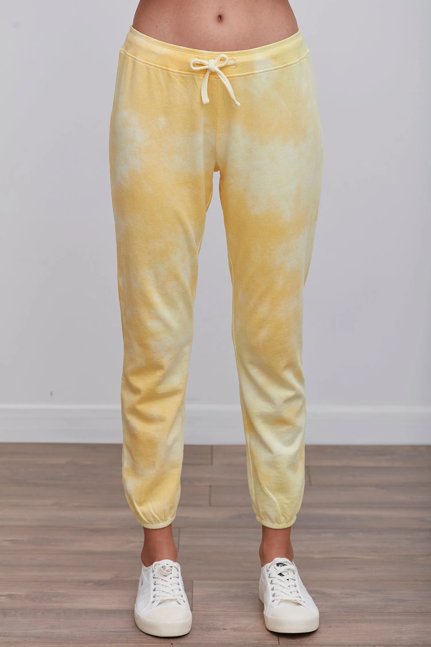 Tie Dye Park Jogger in Tender Yellow Tie Dye